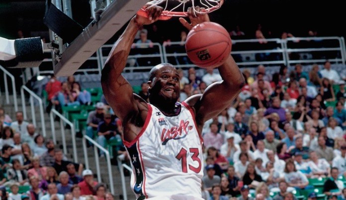 Shaquille O'Neal: ngồi dự bị vẫn giành MVP FIBA World Cup 1994
