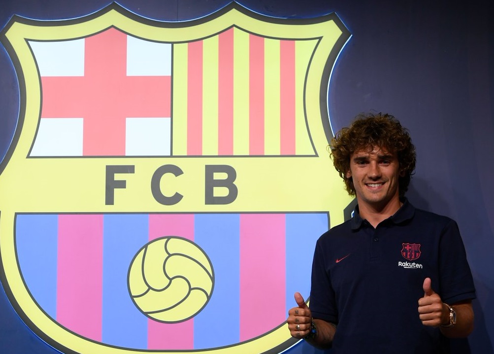 Tin bóng đá 14/7: Khoản nợ khổng lồ của Barca sau khi mua Griezmann