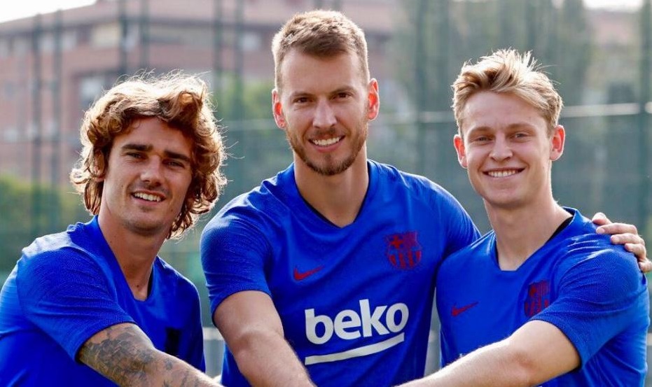 Tin bóng đá 15/7: 3 tân binh của Barca được chào đón ở buổi tập đầu tiên