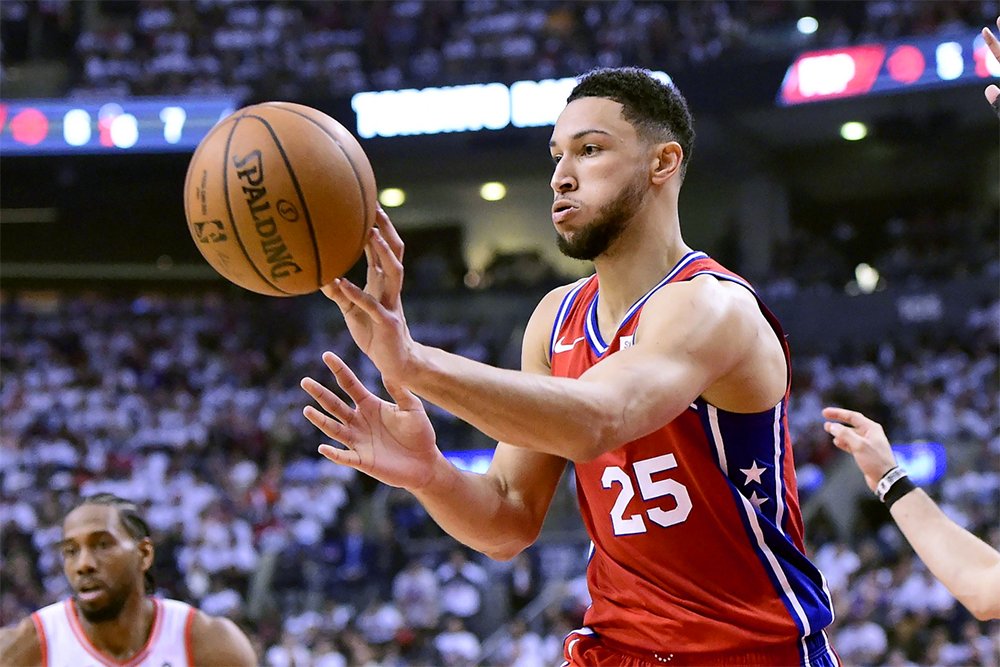Khoe áo tuyển Úc cách đây không lâu, nhưng Ben Simmons lại gây bất ngờ với quyết định dự FIBA World Cup 2019