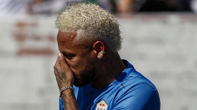 Cuộc phỏng vấn độc quyền Neymar về tương lai bất ngờ bị đánh cắp và biến mất