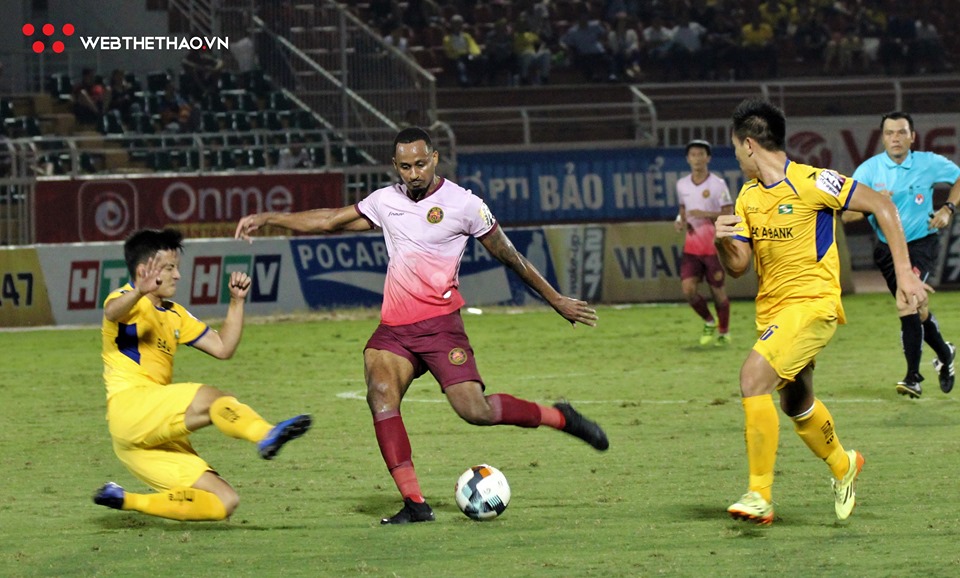 Kết quả bóng đá hôm nay (17/7): SLNA đánh rơi chiến thắng