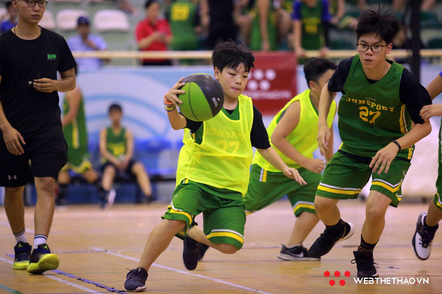 Hơn 1.600 học sinh tham dự giải bóng rổ học viên Junsport 2019