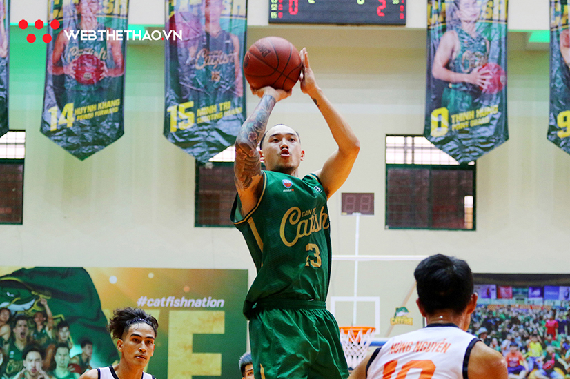 Tâm Đinh hoá thân thành "Black Mamba", Catfish thăng hoa trong chiến thắng trước Dragons