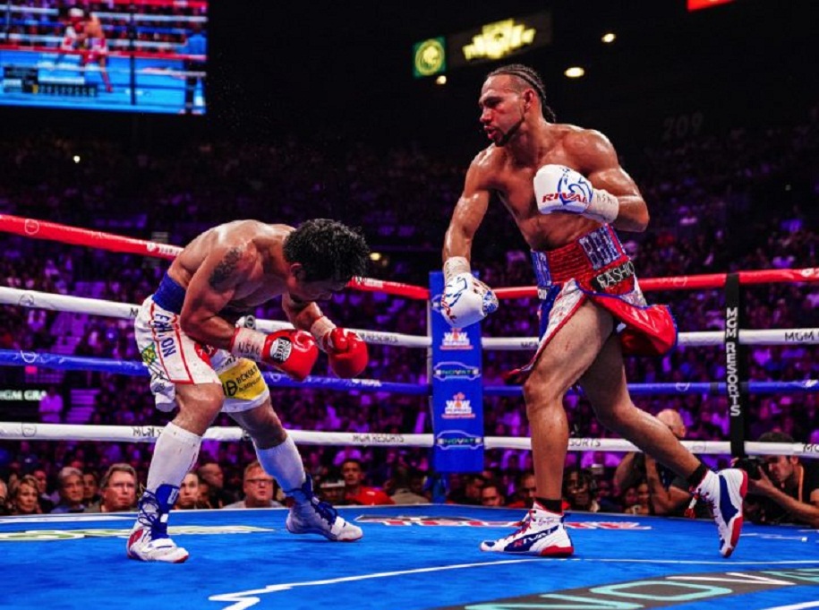 Keith Thurman đã đánh trúng Manny Pacquiao nhiều hơn tất cả những võ sĩ khác