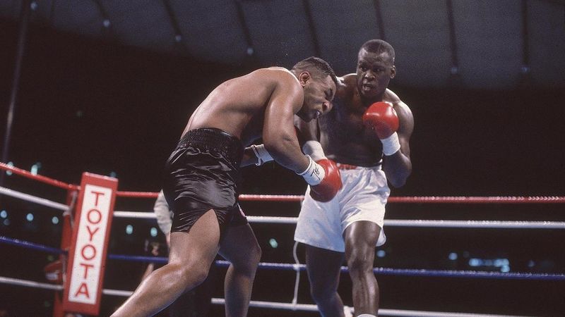 Mike Tyson định hình sự phát triển của boxing? Mike Tyson định hình sự phát triển của boxing?