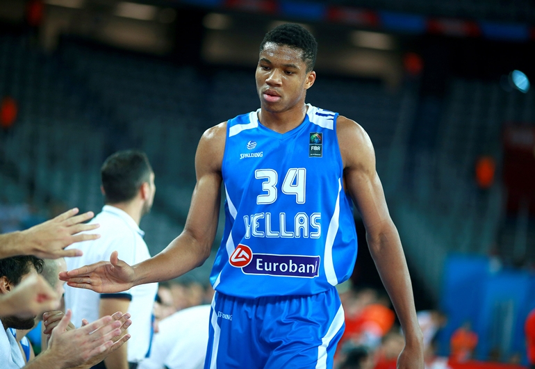 Lần đầu tiên FIBA World Cup có đương kim MVP NBA tham dự