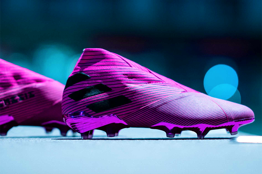 Sắc màu quyến rũ của BST adidas "Hardwired" đầy ấn tượng
