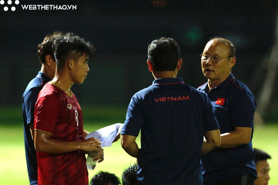 Thầy Park chưa hài lòng với chiến thắng của U22 Việt Nam