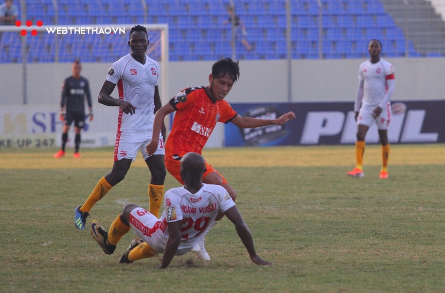 Quá nhiều "ngôi sao V.League" đang chờ thầy Park trao cơ hội