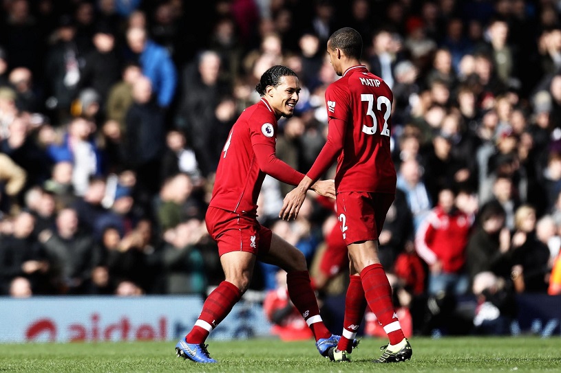 Liverpool khó xử với bài toán liên quan đến Van Dijk trước Siêu Cúp Anh
