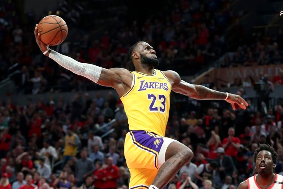 LeBron James "bay màu" khi các chủ tịch bầu chọn cầu thủ xuất sắc nhất NBA