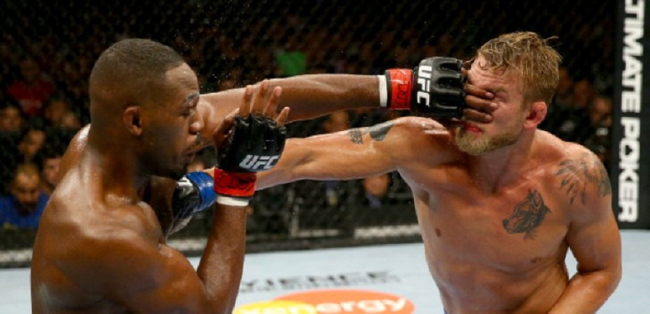 Những lỗi bị cấm và tiểu xảo trong MMA: Lỗi chọc mắt (phần 1) Những lỗi bị cấm và tiểu xảo trong MMA: Lỗi chọc mắt (phần 1)