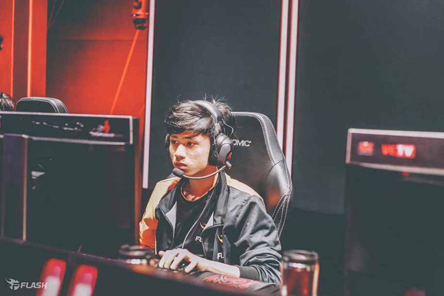 Yijin "hóa thú", Team Flash giành thắng lợi nghẹt thở trước Dashing Buffalo