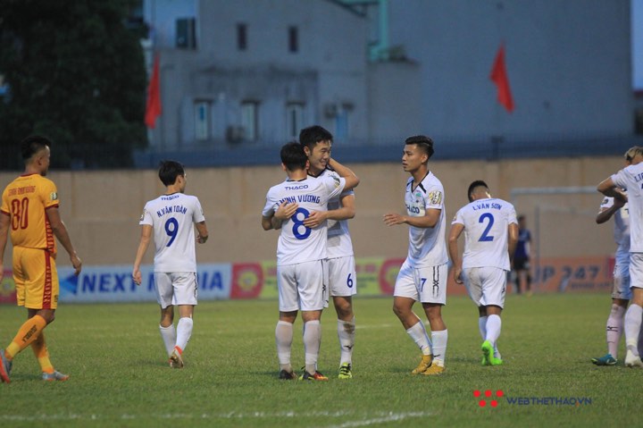 Kết quả V.League 2019 vòng 18: HAGL thăng hoa, Khánh Hòa chia điểm đáng tiếc