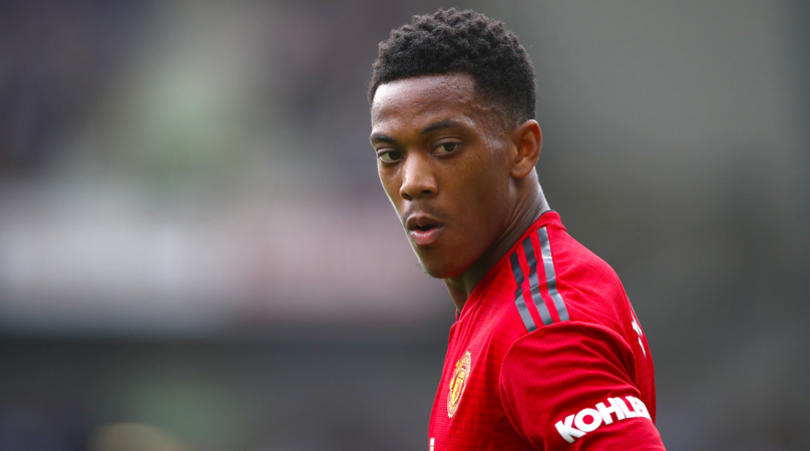 Người trong cuộc vạch trần sự bạc bẽo của Mourinho và sự thật mâu thuẫn với Pogba