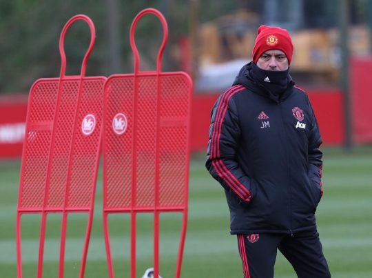 Người trong cuộc vạch trần sự bạc bẽo của Mourinho và sự thật mâu thuẫn với Pogba