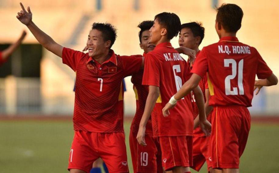 Nhọc nhằn thắng Singapore, U15 Việt Nam thắp sáng cơ hội đi tiếp