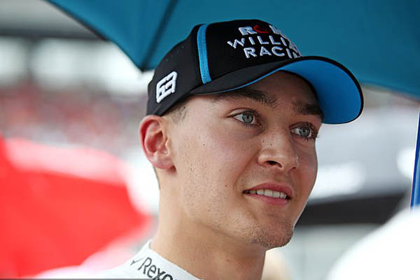 Williams ngăn cản Lewis Hamilton sát cánh cùng đồng hương