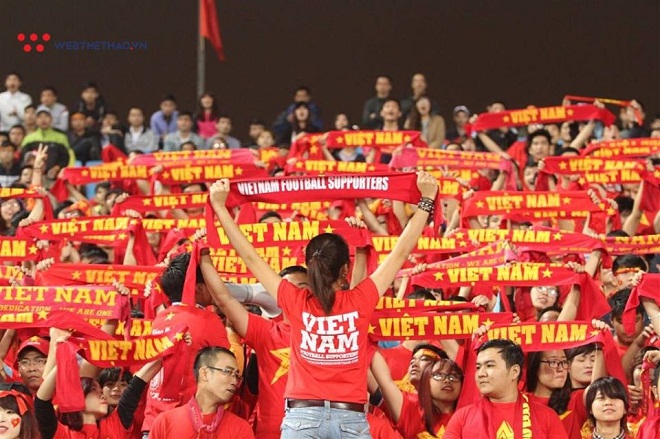 CĐV Việt Nam bị Thái Lan ép mua vé đắt gấp 3 lần khán giả nhà