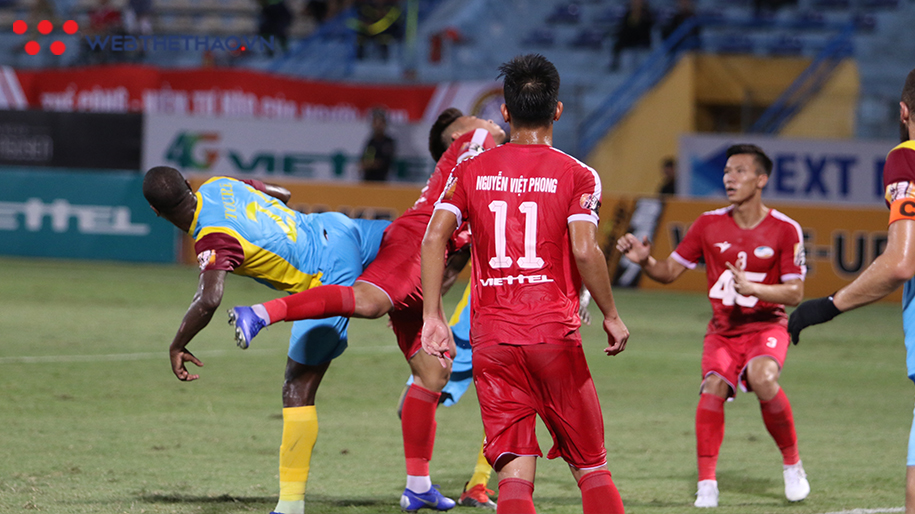 “Khánh Hòa gặp bất lợi hơn HAGL, Quảng Nam ở cuộc đua trụ hạng V.League 2019”