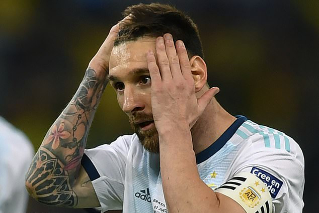 Messi nhận án cấm thi đấu hết năm 2019 vì bôi nhọ danh dự LĐBĐ Nam Mỹ