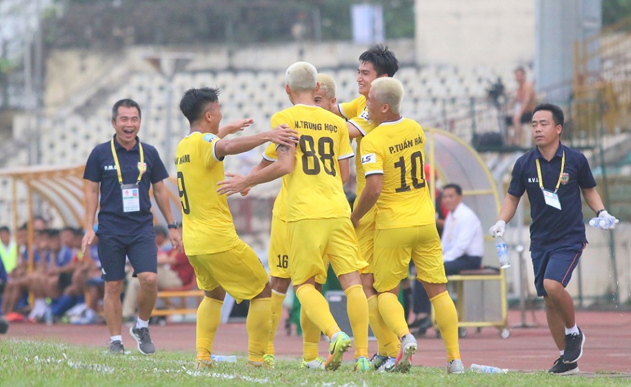 Kết quả giải hạng Nhất 2019 vòng 16: Hà Tĩnh tiến sát vé thăng hạng