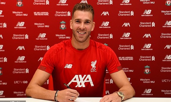 Chuyển nhượng tối 5/8: Liverpool đưa cựu thủ môn West Ham về thay Mignolet