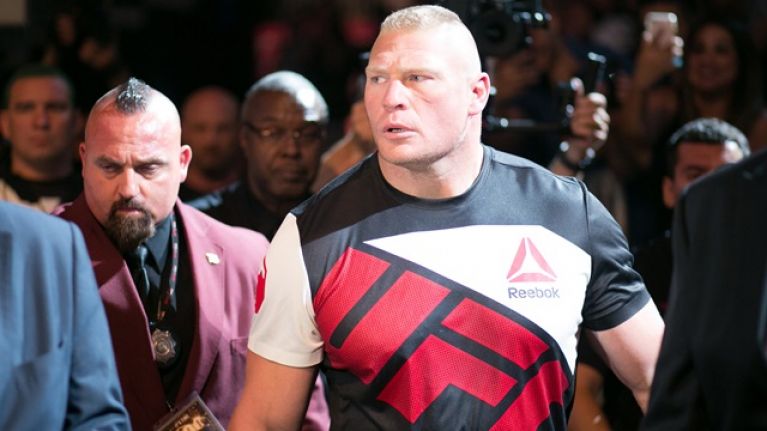 Hé lộ mức thù lao khổng lồ Brock Lesnar nhận được khi thi đấu cho UFC