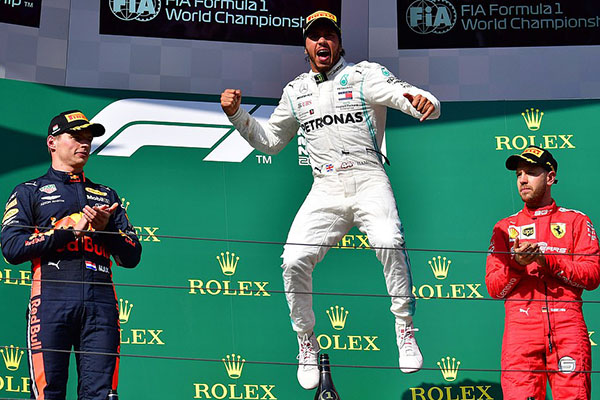 Hungarian Grand Prix 2019: Hamilton thắng ngoạn mục nhờ "canh bạc Mercedes"