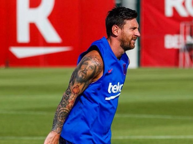 Messi lỡ 2 trận giao hữu của Barca với Napoli