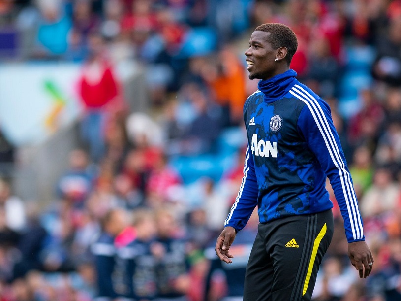 Pogba gây ra tình huống khó xử cho MU với hàng tiền vệ báo động