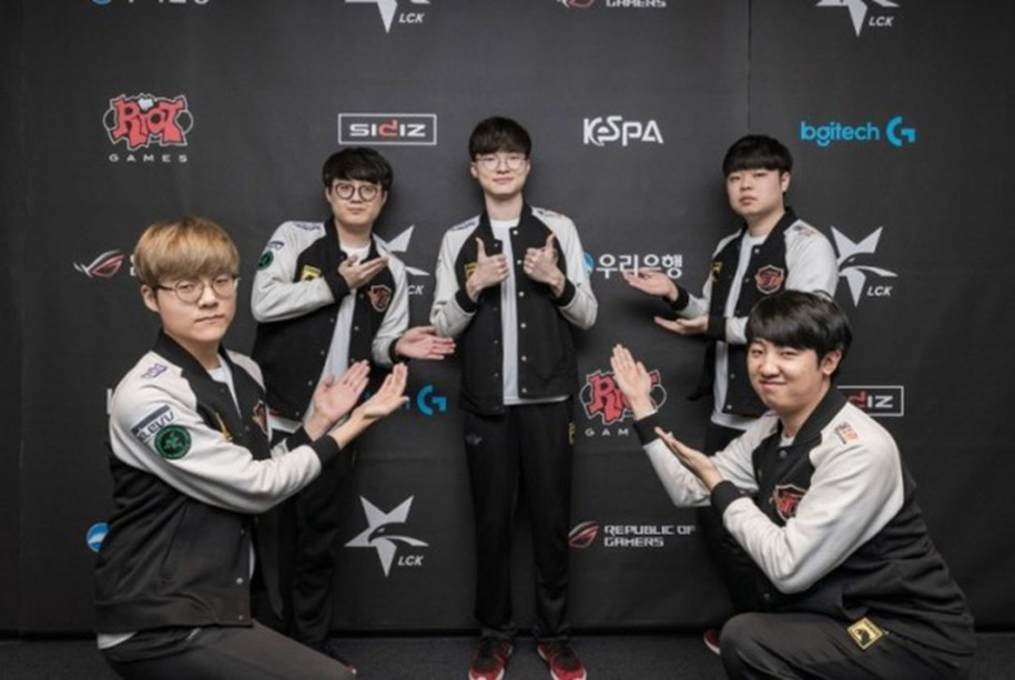 SK Telecom T1: Chân mệnh Đế vương