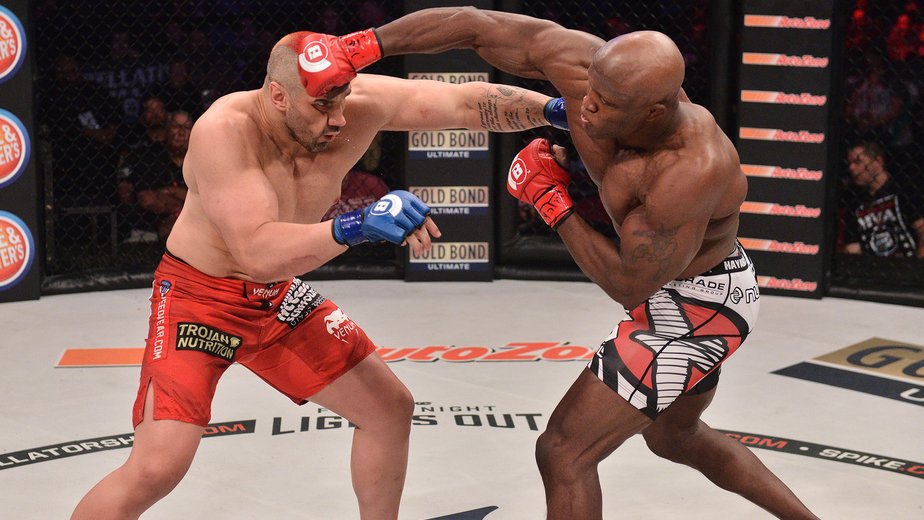 Những lỗi và tiểu xảo bị cấm trong MMA: Lỗi đánh hạ bộ (Phần 3) Những lỗi và tiểu xảo bị cấm trong MMA: Lỗi đánh hạ bộ (Phần 3)
