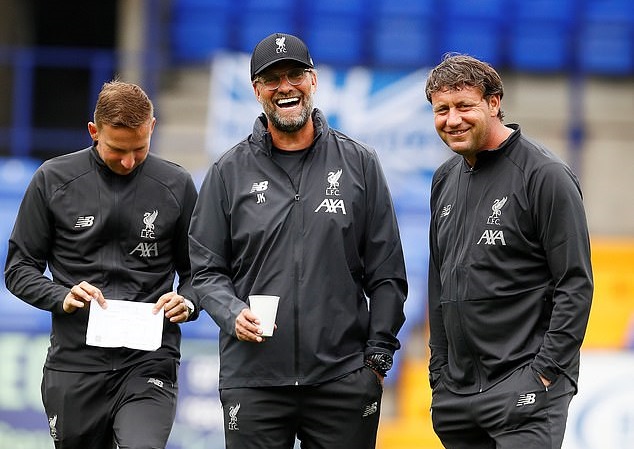 Trợ lý Liverpool giải thích chính sách chuyển nhượng 1,3 triệu bảng của Klopp