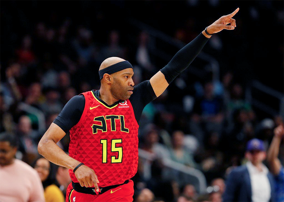Chơi mùa giải lịch sử thứ 22, tổng thu nhập của Vince Carter sẽ là bao nhiêu?
