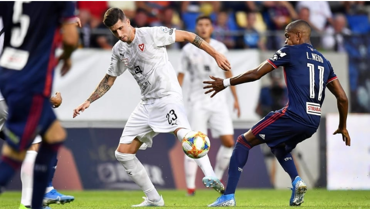 Link xem bóng đá trực tuyến Vaduz vs Frankfurt (01h30, 09/08)