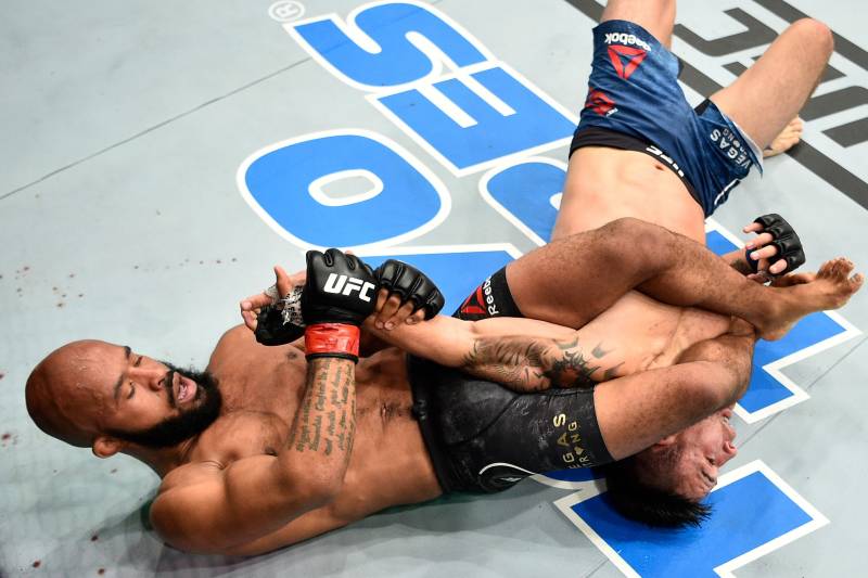 Top 5 đòn khóa siết Submission đáng sợ nhất trên sàn MMA