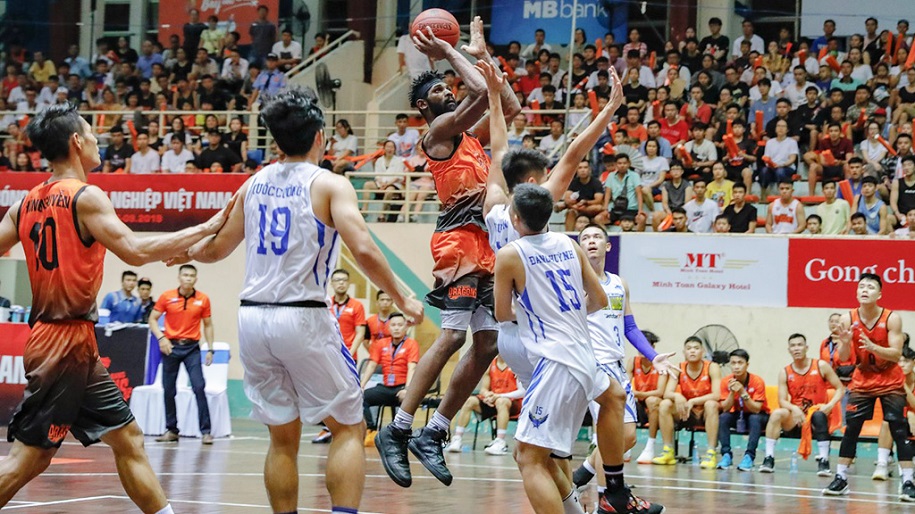 TRỰC TIẾP bóng rổ VBA 2019: Hochiminh City Wings vs Danang Dragons (19h00, 8/8)