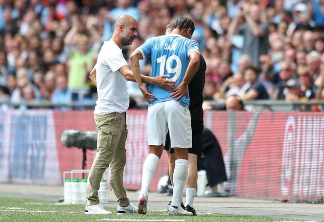 2 cầu thủ Man City có thể thay thế Sane trong trận gặp West Ham