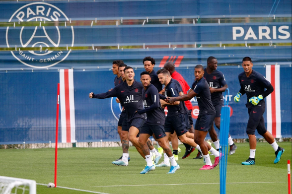 Tin bóng đá 10/8: Neymar bị loại khỏi đội hình PSG để chuyển nhượng