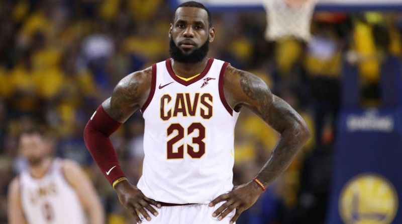5 năm sau lời hứa của LeBron, NHM biết phải tin ai? 5 năm sau lời hứa của LeBron, NHM biết phải tin ai?