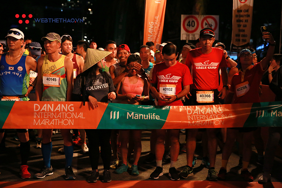 Hàng nghìn VĐV đánh thức Đà Nẵng International Marathon 2019 trong đêm Hàng nghìn VĐV đánh thức Đà Nẵng International Marathon 2019 trong đêm