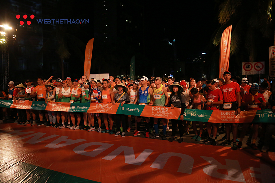 Hàng nghìn VĐV đánh thức Đà Nẵng International Marathon 2019 trong đêm Hàng nghìn VĐV đánh thức Đà Nẵng International Marathon 2019 trong đêm