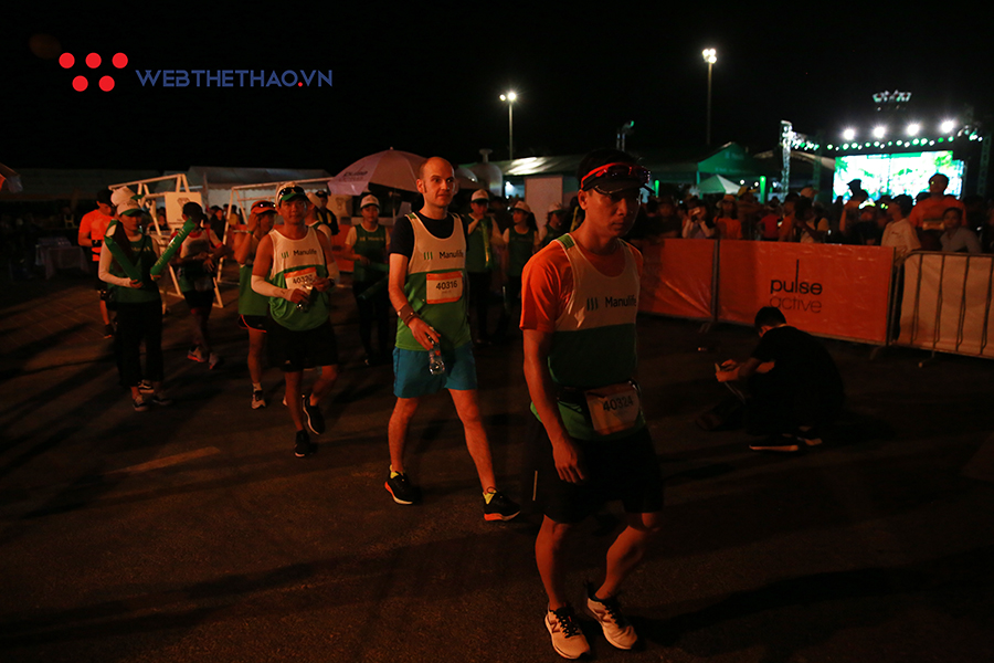 Hàng nghìn VĐV đánh thức Đà Nẵng International Marathon 2019 trong đêm Hàng nghìn VĐV đánh thức Đà Nẵng International Marathon 2019 trong đêm