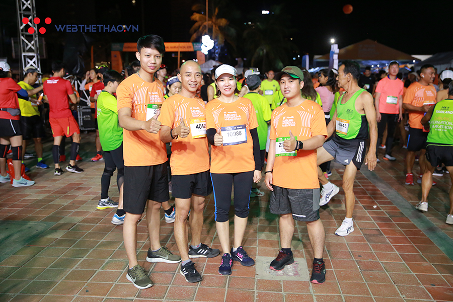 Hàng nghìn VĐV đánh thức Đà Nẵng International Marathon 2019 trong đêm Hàng nghìn VĐV đánh thức Đà Nẵng International Marathon 2019 trong đêm