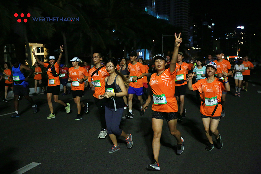 Hàng nghìn VĐV đánh thức Đà Nẵng International Marathon 2019 trong đêm Hàng nghìn VĐV đánh thức Đà Nẵng International Marathon 2019 trong đêm