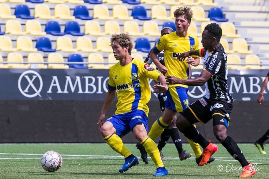 LINK xem bóng đá trực tuyến Sint-Truiden vs Standard Liege (19h30, 11/8)