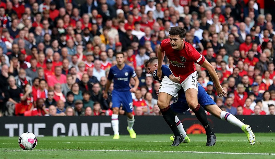 Maguire được huyền thoại Liverpool dự đoán xuất sắc không kém gì Van Dijk