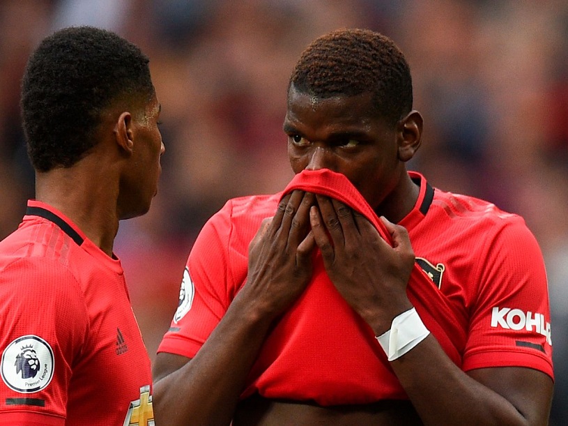 NHM MU thích thú khi Pogba phải “nhường” penalty cho Rashford